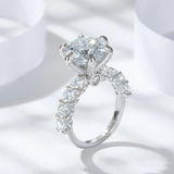 Superb 925 silver 3 Carat  VVS1 D Colour Moissanite Classic, Romantic Elegant and Luxurious Wedding Engagement Rings
