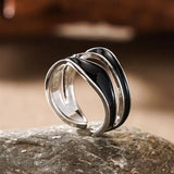 New Wave Design Elegant Black/White Enamel Versatile Rings for Women