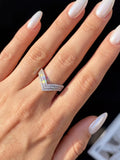 Excellent VVS1 D Colour Round Moissanite Diamond V-shaped Ring Fine Jewellery
