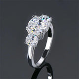 Fabulous Three Stone Round Cushion Cut Moissanite Diamonds Engagement Wedding Rings Silver Sparkling Jewellery