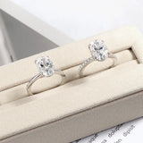 Luxury 4.5CT Oval Cut VVS1 D Colour Moissanite Diamond Silver Engagement Ring