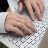 Amazing 1.0ct 4.5mm+2X4.0mm Round Cut D VVS1 Moissanite Diamonds 925 Silver Wedding Engagement Rings for Women