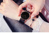 Top Brand Elegant Fashion Simple Low Price Quartz Movement Leather Strap Women Analog Waterproof Wristwatches