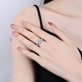 Remarkable 1ct Pear Cut D Colour VVS1 Moissanite Diamond Luxury Engagement Wedding Sterling Silver Rings for Women
