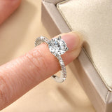 Luxury Classic 8mm 2.0CT VVS1 D Moissanite Solitaire Engagement Wedding Ring