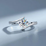 Awesome 0.5CT / 1CT D Colour Moissanite Diamonds Rings For Women Silver Engagement Wedding Diamond Jewellery with GRA