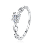 Lovely  0.5ct VVS1 D Oval Cut Moissanite Silver Engagement Wedding Ring