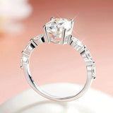 Super 1CT 2CT Oval Cut VVS1 D Colour Moissanite Diamond Wedding 18KGP Silver Ring