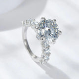 Superb 925 silver 3 Carat  VVS1 D Colour Moissanite Classic, Romantic Elegant and Luxurious Wedding Engagement Rings
