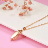 Glossy Rolled Rose Gold of 14-Karat Purity Weaving Rhombus Ethnic Style Necklace for Women - Fine Jewellery