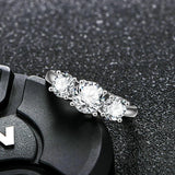 Luxury 3 Stone Round Cut D Colour 4CT Moissanite Diamonds Rings Sterling Silver 18KGP Engagement Wedding Jewellery