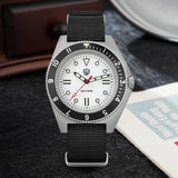 Sweep Seconds Quartz Movement Sapphire Stainless Steel Waterproof Luminous Wristwatch