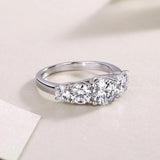 Elegant Jewellery Three Stone Moissanite Diamonds 18KGP Silver Engagement Wedding Ladies Rings with GRA Certificate