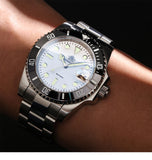 Top Luxury 200m Diving BGW9 Super Luminous 316L Stainless Steel Quartz Watch For Men
