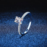 1 Carat VVS1 D Colour Emerald Radiant Cut Moissanite Diamond Silver 18KWGP Ring