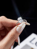 Stunning 1-2 Carat  Oval VVS1 D Colour Moissanite Diamond Engagement Wedding Ring
