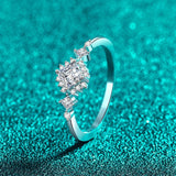 Charming 0.4ct Princess Cut VVS1 D Colour Moissanite  Silver Promise Engagement Ring