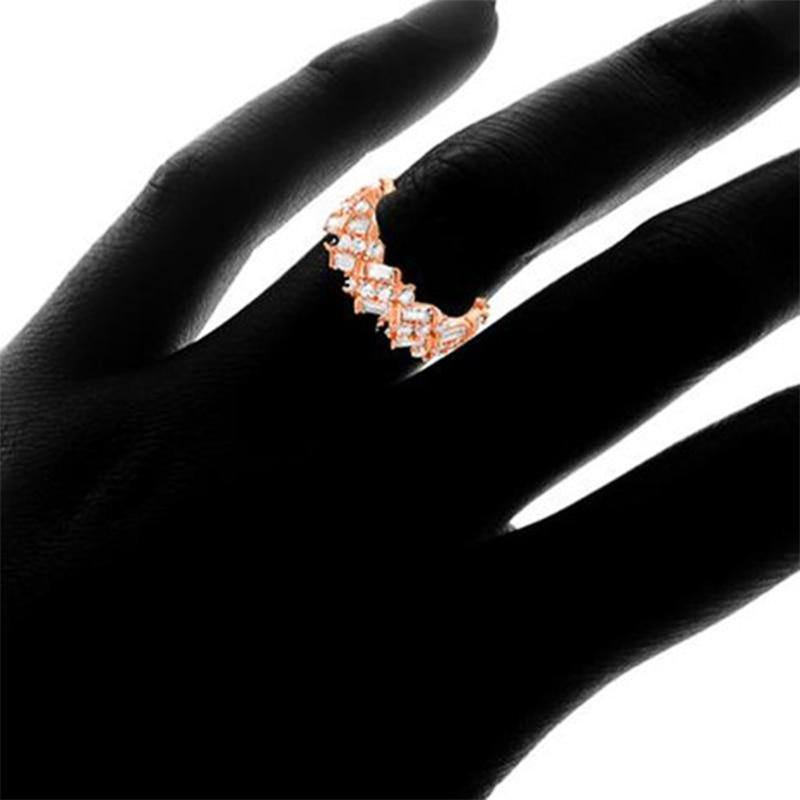 High Quality Round Rectangular AAA+ Cubic Zirconia Diamonds Oblique Arrangement Ring - The Jewellery Supermarket