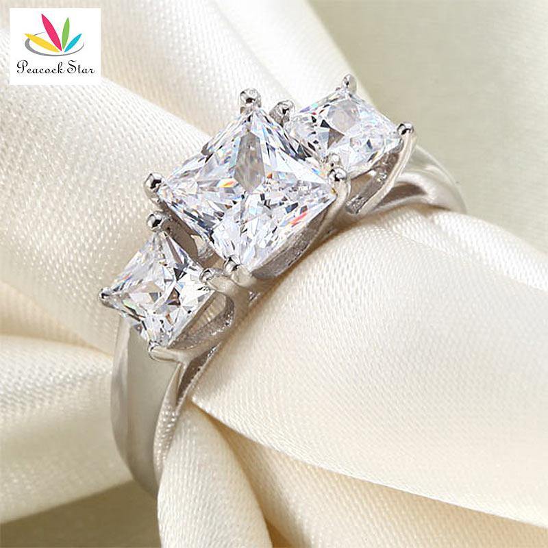 Impressive 1 Carat Three-Stones Simulated Lab Diamond Silver Luxury Ring - The Jewellery Supermarket