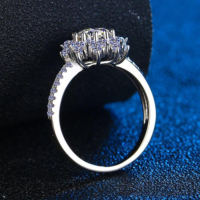 Fabulous 1CT VVS Flower Design High Quality Moissanite Diamonds Halo Ring for Women - Luxury Ring - The Jewellery Supermarket