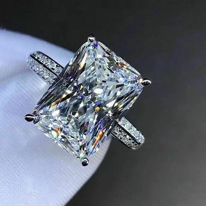 New Arrival Luxury Princess Cut Designer AAA+ Quality CZ Diamonds High End Engagement Ring - The Jewellery Supermarket