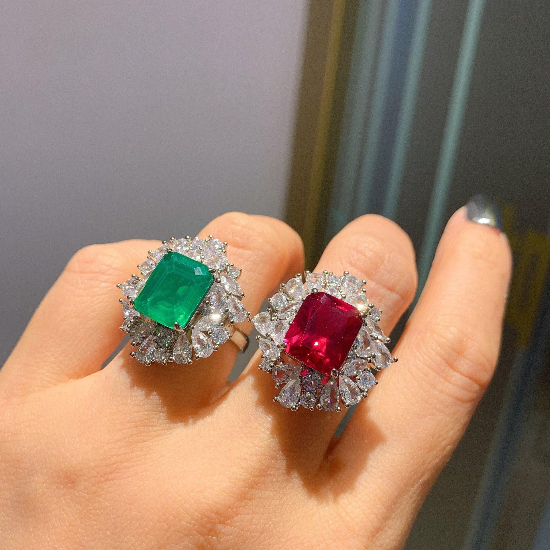 NEW ARRIVAL Luxury Lab Emerald and Ruby Stone Rectangle Cut Vintage Ring - The Jewellery Supermarket