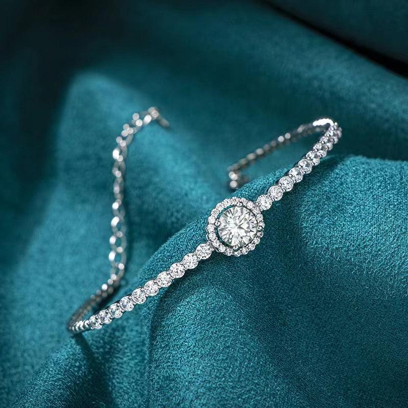 Lovely 1ct D Color VVS1 Round Cut High Quality Moissanite Diamonds Charm Bracelet for Women - Fine Jewellery - The Jewellery Supermarket