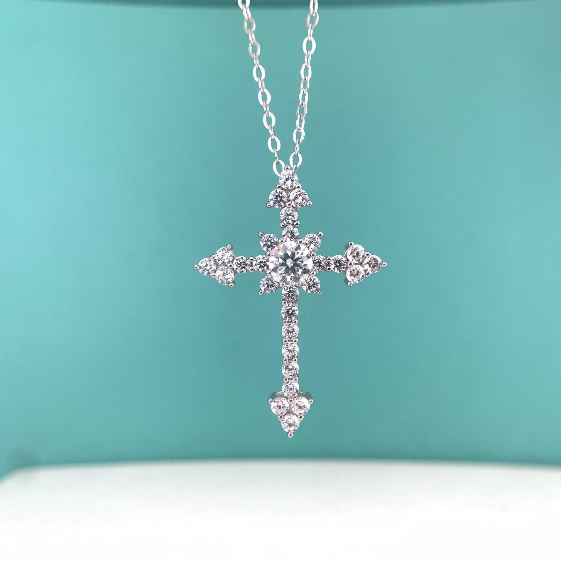 Amazing Real D Color 1 Carat High Quality Moissanite Diamonds Cross Pendant Necklace - Fine Jewellery - The Jewellery Supermarket