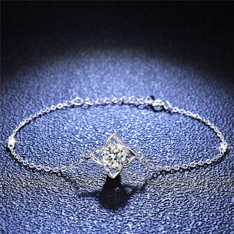 NEW ARRIVAL - Four Leaf Clover Moissanite Bracelet D Color 1 CT High Quality Jewelry Bracelet - The Jewellery Supermarket