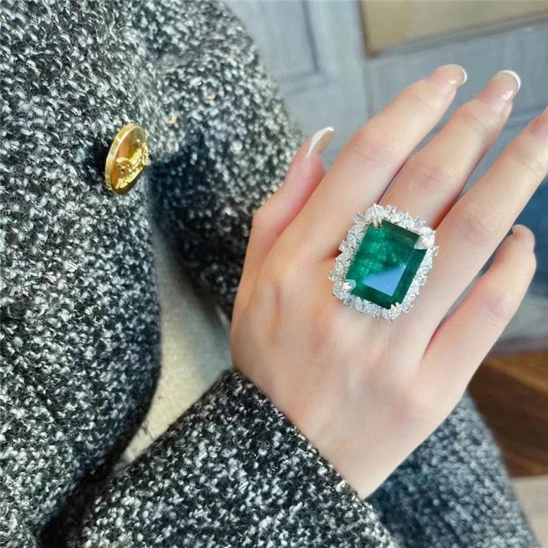 NEW Popular High Quality Fashion Emerald AAA+ Quality CZ Diamonds High End Luxury Ring - The Jewellery Supermarket