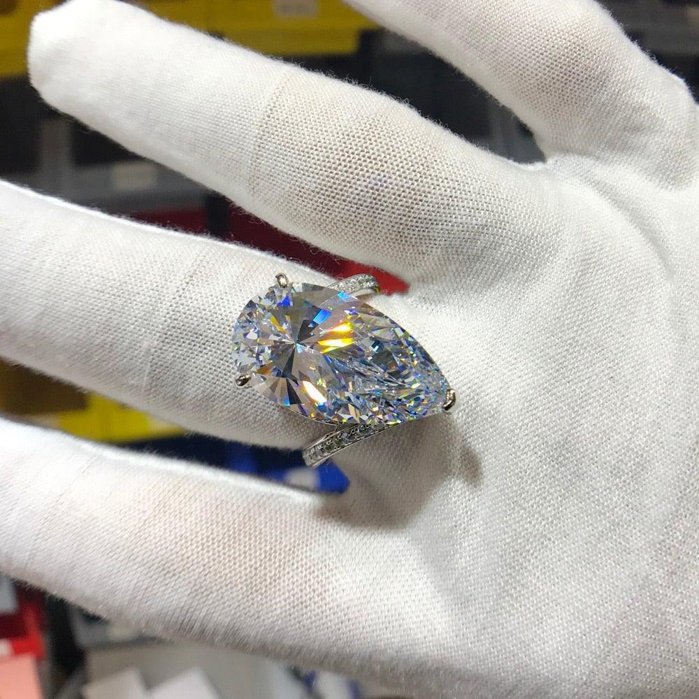 Super Luxury 12x22mm Pear-Shaped Cut Simulated Lab Diamond Ring -Best Buy - The Jewellery Supermarket