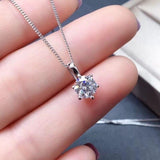 Beautiful 1CT 6.5MM VVS Moissanite Diamond Pendant - The Jewellery Supermarket