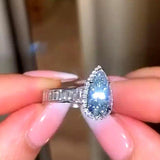 Dazzling Blue Water-drop-shaped AAA+ Cubic Zirconia Diamonds Elegant Bridal Ring - The Jewellery Supermarket